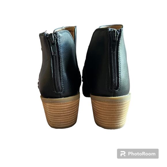 NWOB- DV by Dolce Vita Women's Orson Stacked Heel Bootie- Size 6 - Picture 4 of 11